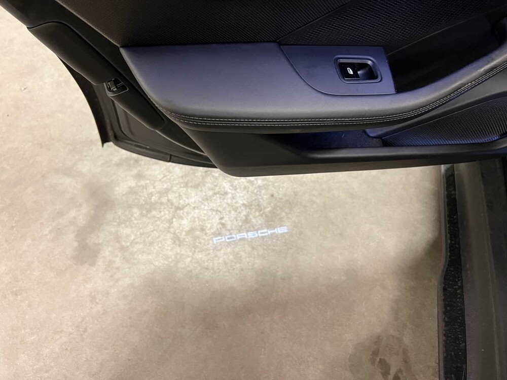 Porsche Taycan Turbo 93 kWh 625PS 2020 Sport-Chrono (Original-NL + 2. Besitzer) Sport Design, H-622-XK