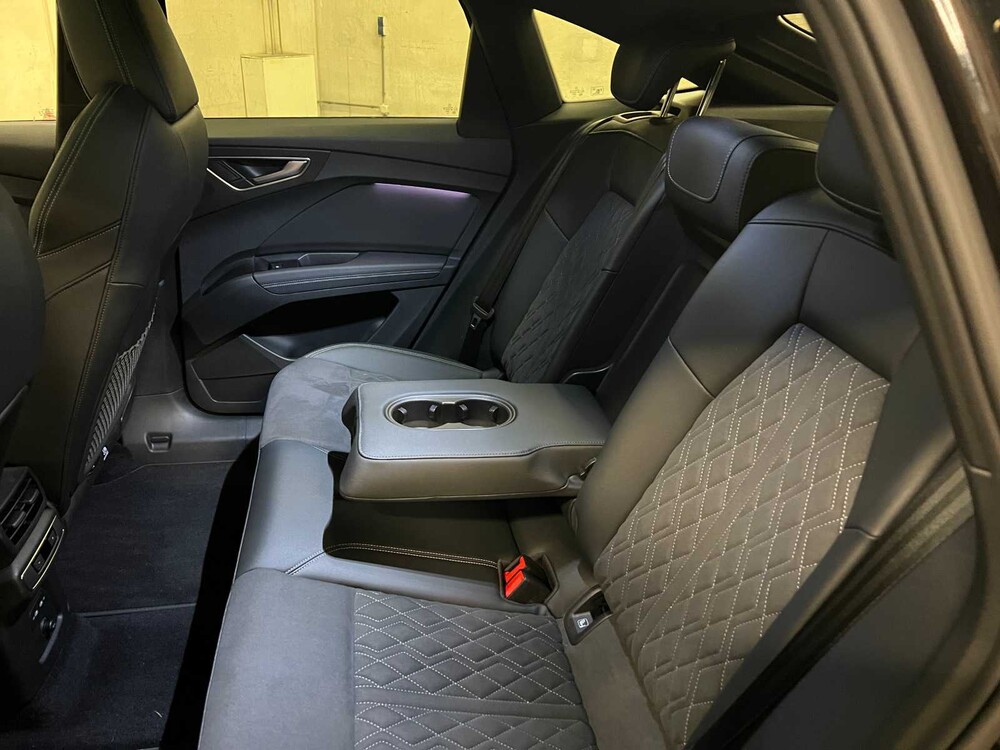 Audi Q4 Sportback E-Tron S-Line 50 Quattro Advanced Edition (BLACK-OPTIC) 77kWh 299pk 2021 (Origineel-NL), N-644-PH