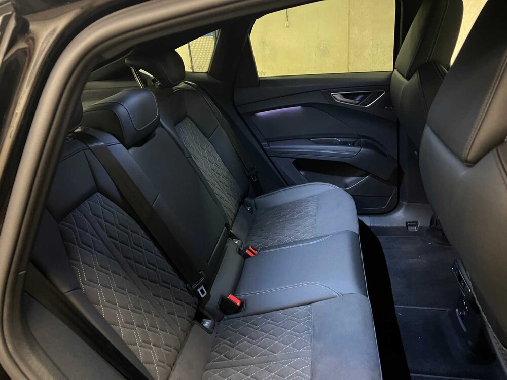 Audi Q4 Sportback E-Tron S-Line 50 Quattro Advanced Edition (BLACK-OPTIC) 77kWh 299pk 2021 (Origineel-NL), N-644-PH