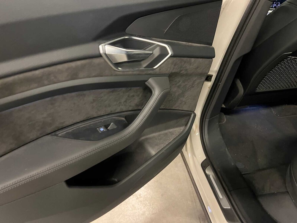 Audi E-Tron 55 Quattro Advanced 360hp 2019 (Original-NL), G-366-ZV