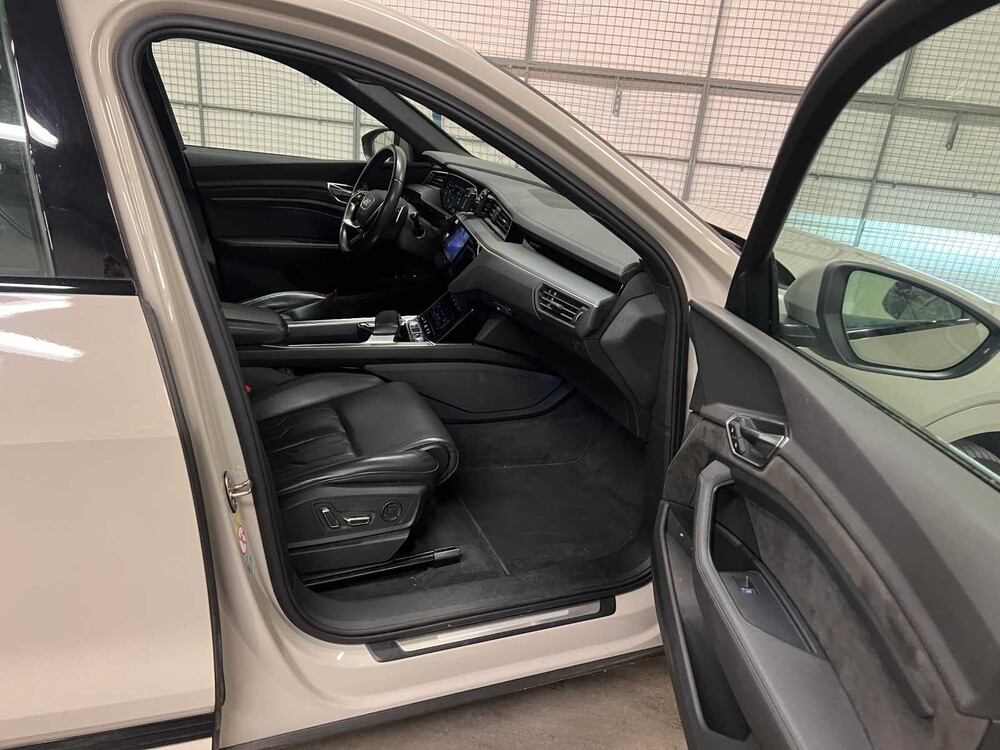 Audi E-Tron 55 Quattro Advanced 360hp 2019 (Original-NL), G-366-ZV