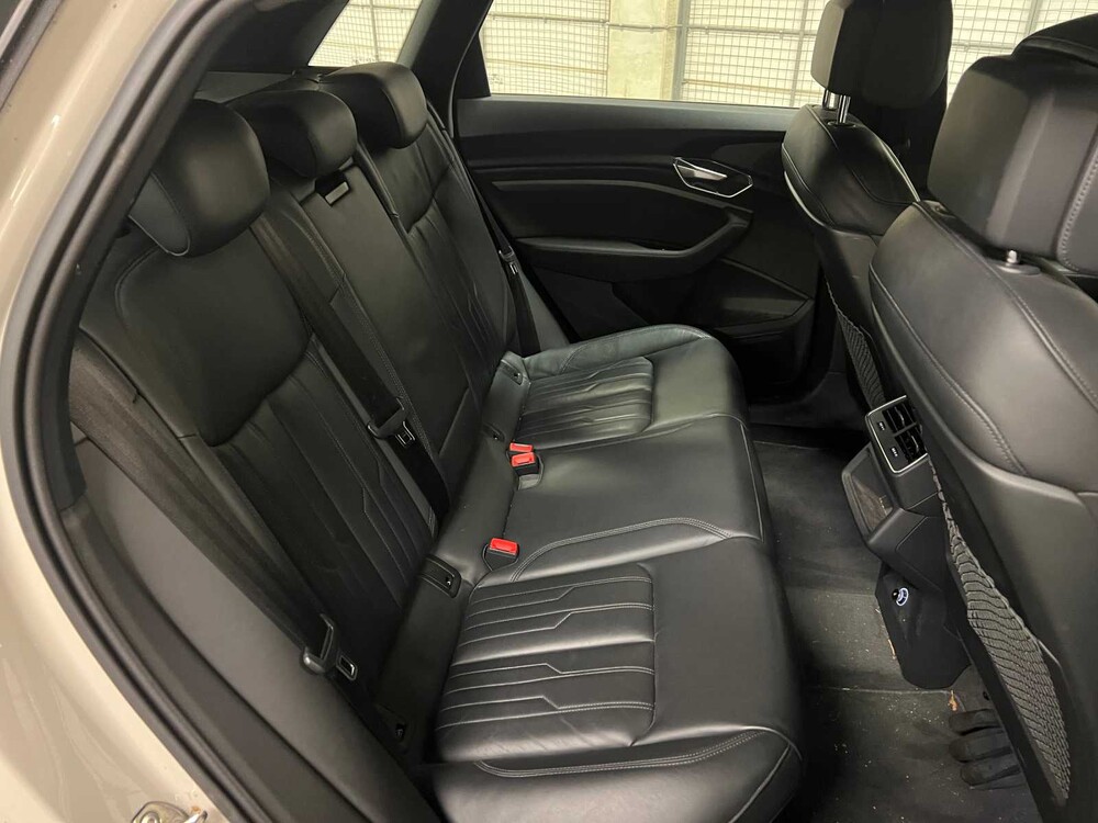 Audi E-Tron 55 Quattro Advanced 360hp 2019 (Original-NL), G-366-ZV