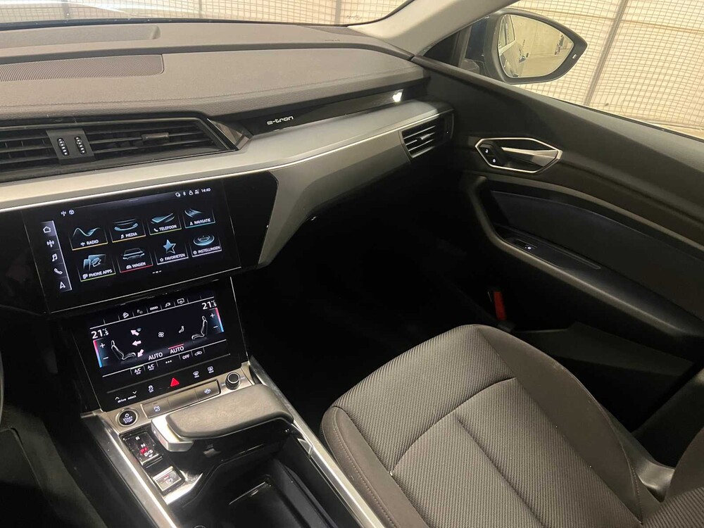 Audi E-Tron 55 Quattro Business Edition 95 kWh 408pk 2020 (Origineel-NL + 1e eigenaar), J-159-VG
