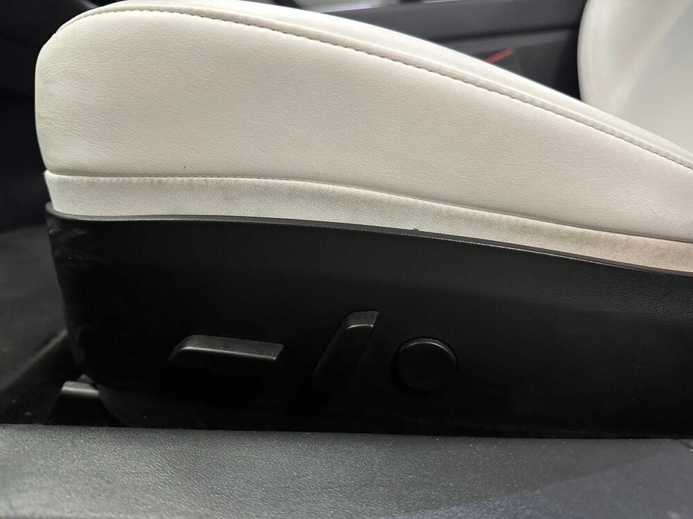 Tesla Model 3 Standard RWD Plus 60 kWh 238pk 2019 (Origineel-NL + 1e Eigenaar), G-679-GD