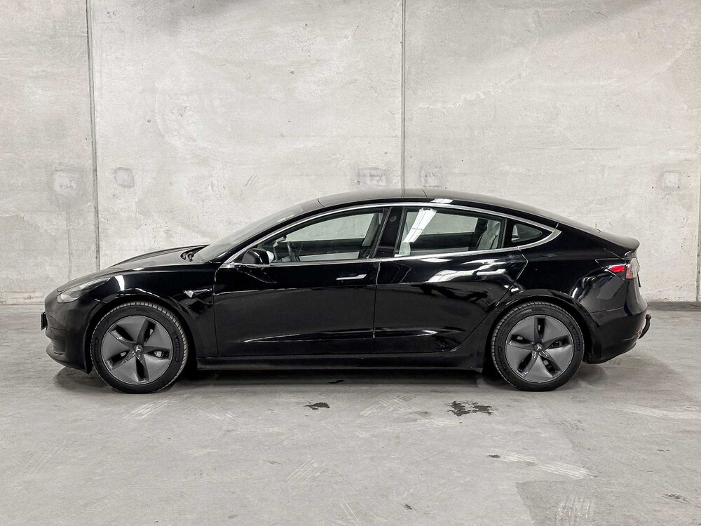 Tesla Model 3 Standard RWD Plus 60 kWh 238pk 2019 (Origineel-NL + 1e Eigenaar), G-679-GD