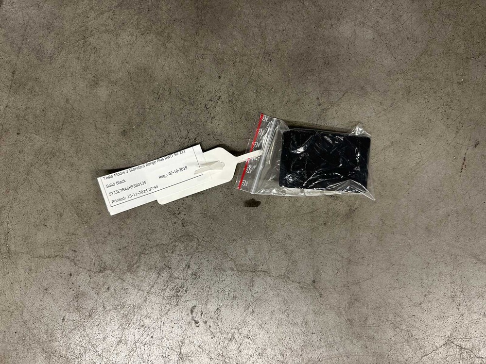 Tesla Model 3 Standard RWD Plus 60 kWh 238pk 2019 (Origineel-NL + 1e Eigenaar), G-679-GD