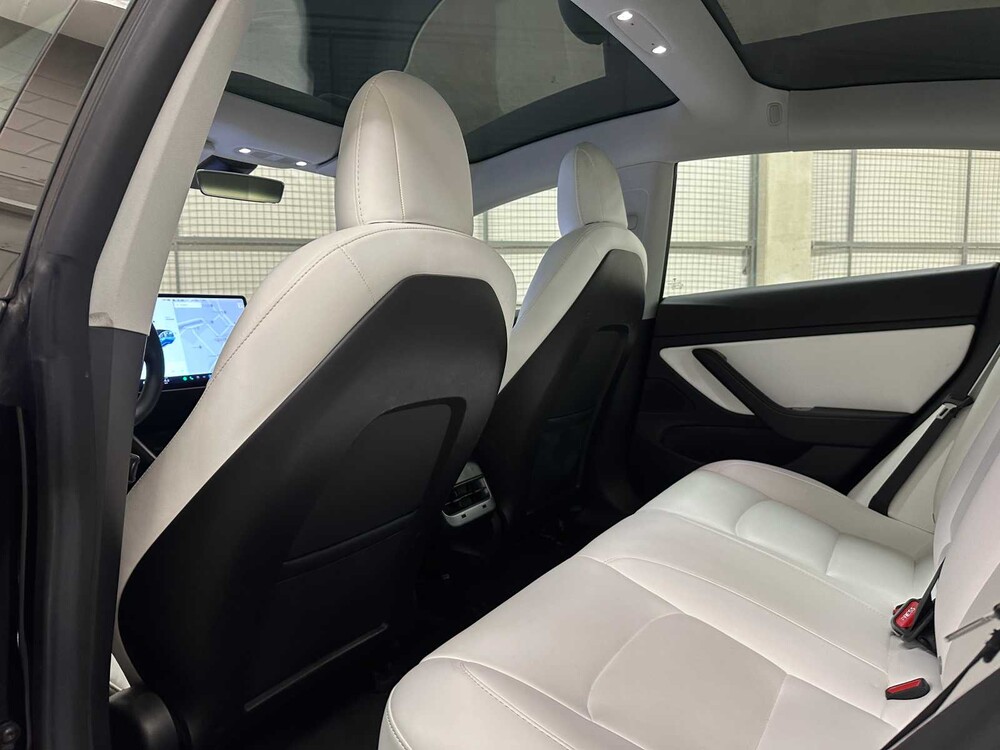 Tesla Model 3 Standard RWD Plus 60 kWh 238pk 2019 (Origineel-NL + 1e Eigenaar), G-679-GD