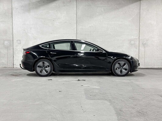 Tesla Model 3 Standard RWD Plus 60 kWh 238PS 2019 (Original-NL + 1. Besitzer), G-679-GD