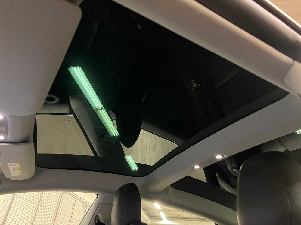 Tesla Model 3 Standard RWD Plus 60 kWh 238pk 2019 (Origineel-NL + 1e Eigenaar), G-638-LV