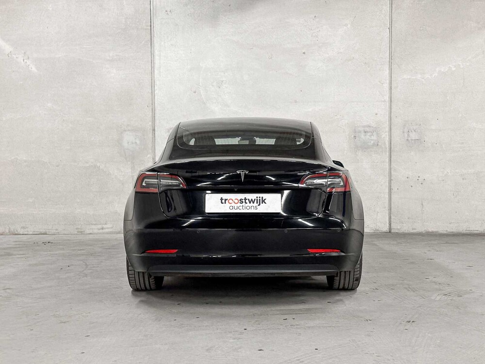 Tesla Model 3 Standard RWD Plus 60 kWh 238pk 2019 (Origineel-NL + 1e Eigenaar), G-638-LV