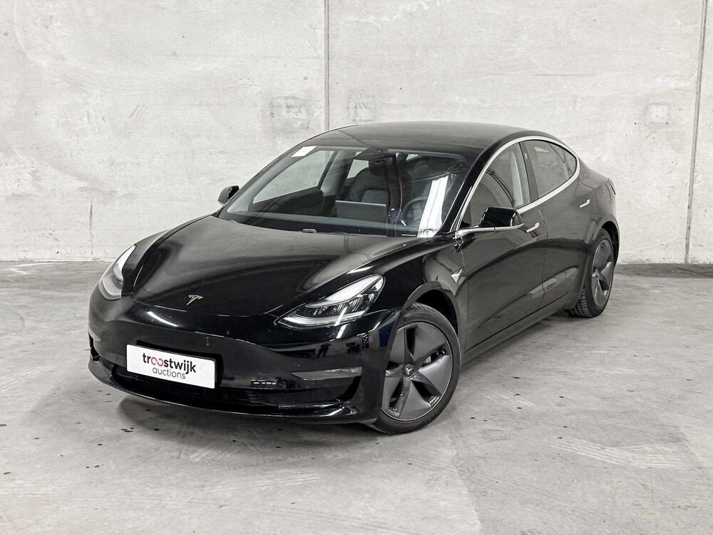 Tesla Model 3 Standard RWD Plus 60 kWh 238pk 2019 (Origineel-NL + 1e Eigenaar), G-638-LV