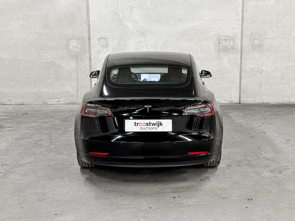 Tesla Model 3 Standard RWD Plus 60 kWh 238pk 2019 (Origineel-NL + 1e Eigenaar), G-638-LV
