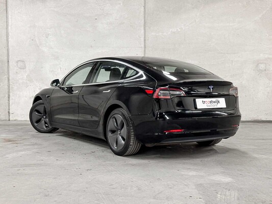 Tesla Model 3 Standard RWD Plus 60 kWh 238hp 2019 (Original-NL + 1st Owner), G-638-LV