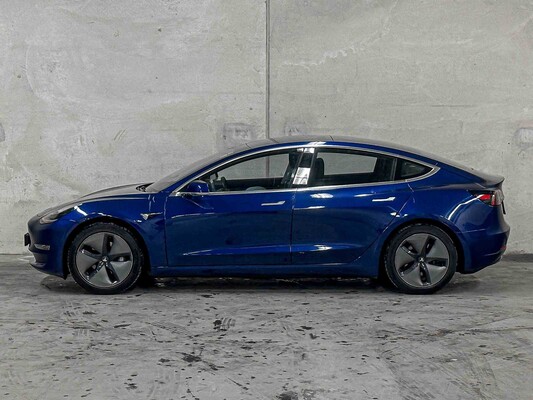 Tesla Model 3 Standard RWD Plus 60 kWh (Original-NL & 1. Besitzer) 238PS 2019, G-021-BB