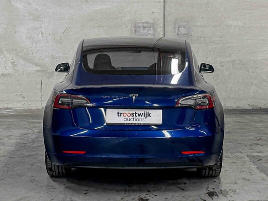 Tesla Model 3 Standard RWD Plus 60 kWh (Original-NL & 1. Besitzer) 238PS 2019, G-021-BB