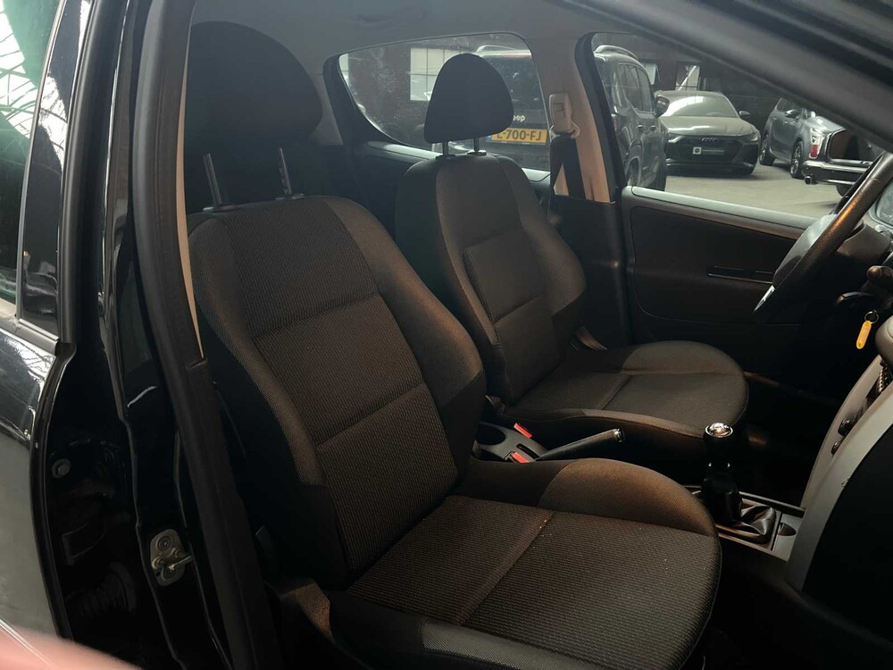 Peugeot 207 1.4 VTi Urban Move 95PS 2012 (Original-NL), 89-TLR-2