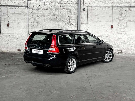 Volvo V70 2.0 D4 Nordic+ 181PS 2015 (Original-NL), 6-ZTF-35