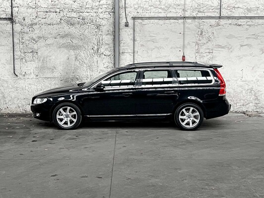 Volvo V70 2.0 D4 Nordic+ 181PS 2015 (Original-NL), 6-ZTF-35