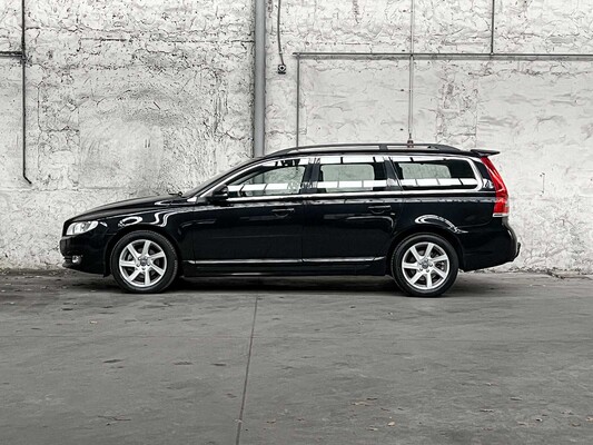 Volvo V70 2.0 D4 Nordic+ 181PS 2015 (Original-NL), 6-ZTF-35