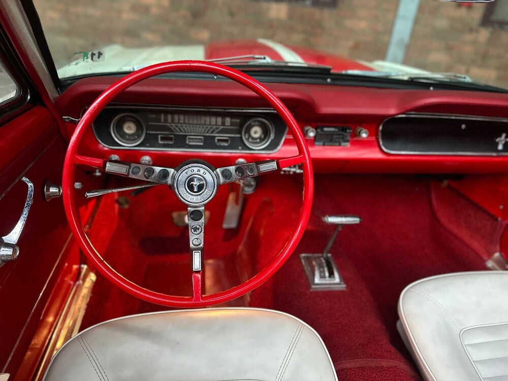 Ford Mustang Convertible 4.7 V8 1965