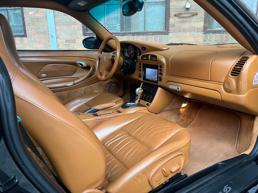 Porsche 911 Carrera 4S 996 320hp 2003