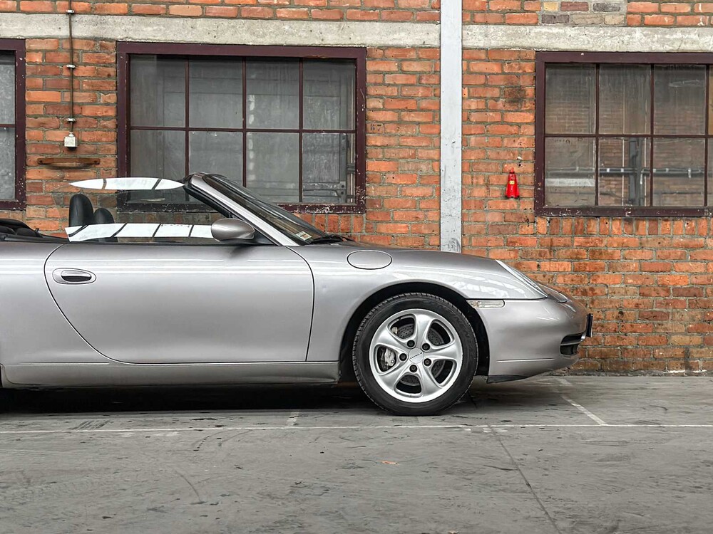 Porsche 911 Carrera 4 996 3.4 Cabriolet 300hp 2001 Youngtimer