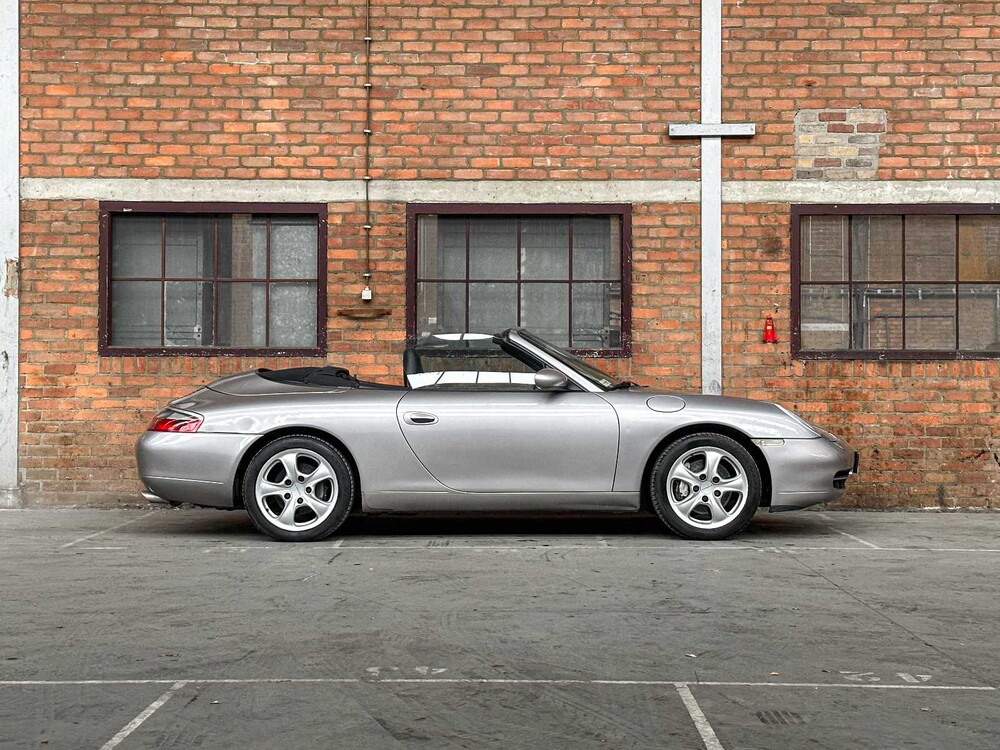 Porsche 911 Carrera 4 996 3.4 Cabriolet 300hp 2001 Youngtimer