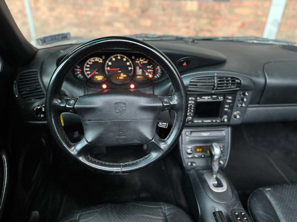 Porsche 911 Carrera 4 996 3.4 Cabriolet 300hp 2001 Youngtimer