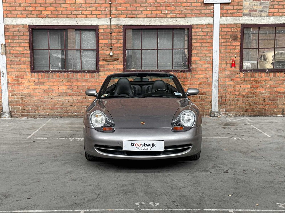 Porsche 911 Carrera 4 996 3.4 Cabriolet 300hp 2001 Youngtimer
