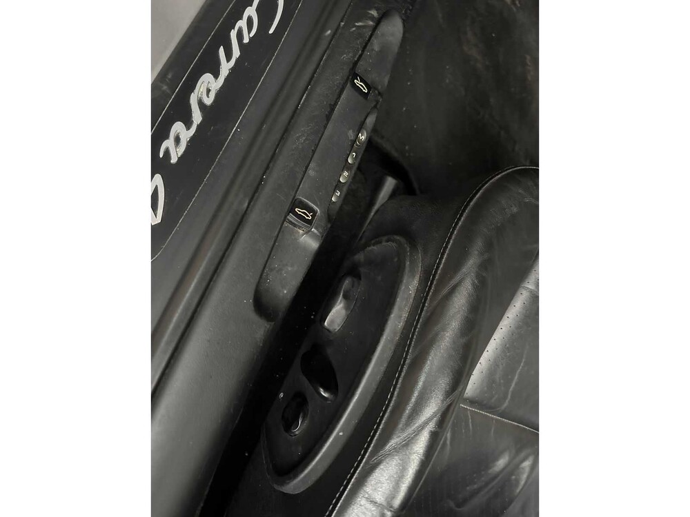Porsche 911 Carrera 4 996 3.4 Cabriolet 300hp 2001 Youngtimer