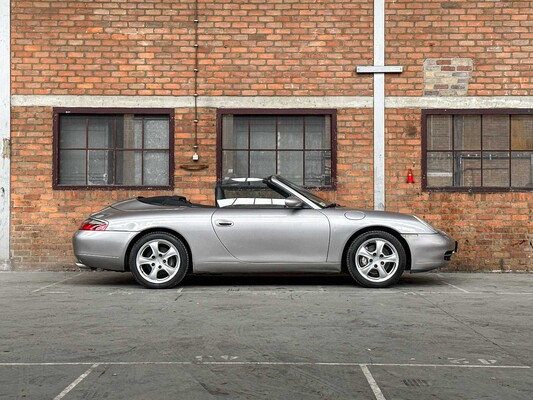 Porsche 911 Carrera 4 996 3.4 Cabriolet 300PS 2001 Youngtimer