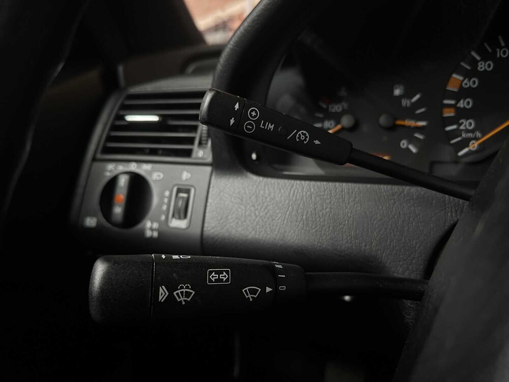 Mercedes-Benz C180 Classic 122hp 1999, GD-630-Z Youngtimer