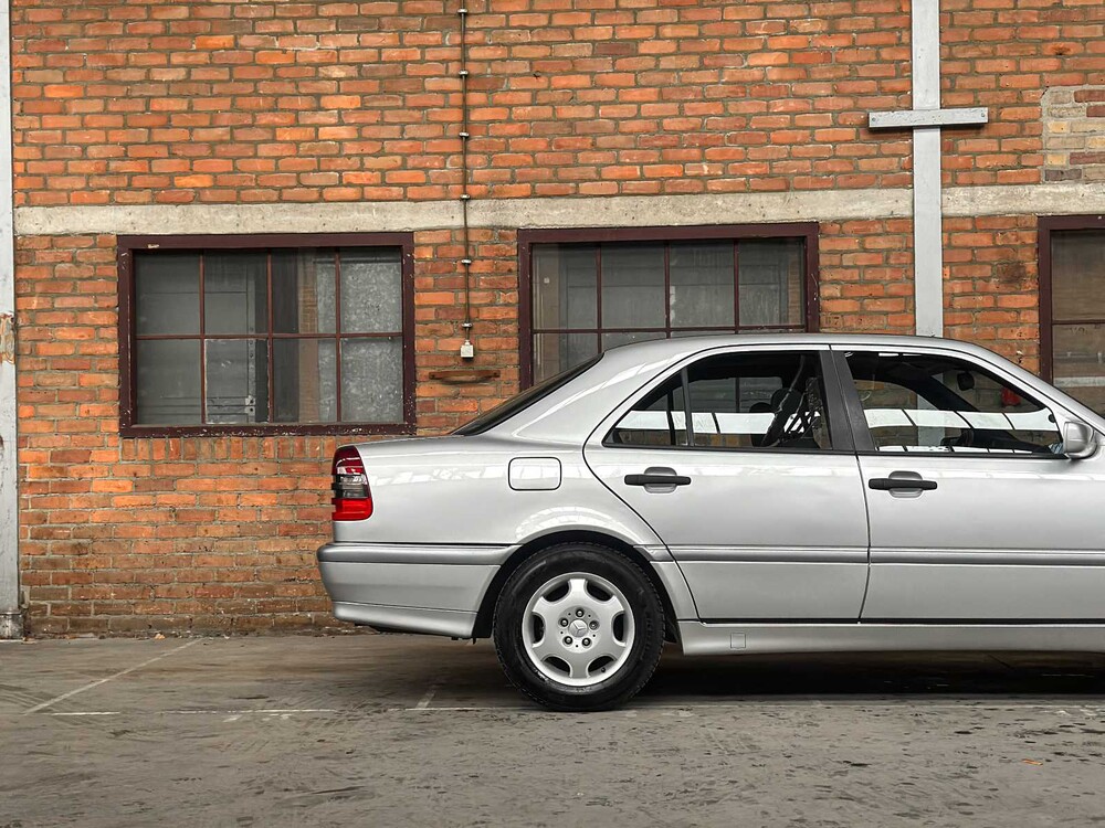 Mercedes-Benz C180 Classic 122hp 1999, GD-630-Z Youngtimer