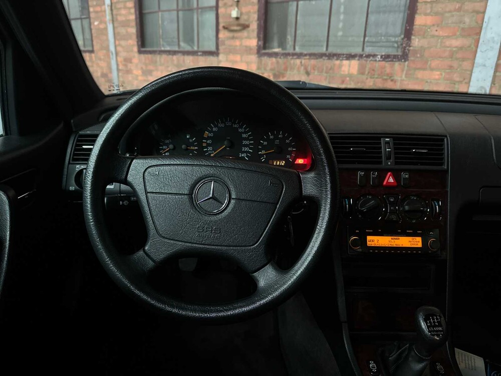 Mercedes-Benz C180 Classic 122hp 1999, GD-630-Z Youngtimer