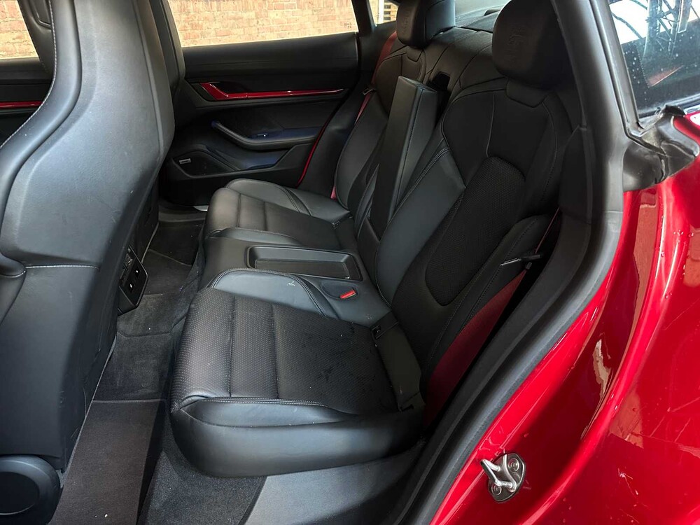 Porsche Taycan 4S PERFORMANCE 84kWh 489pk 2021 (Origineel-NL + 1e Eigenaar)(Sport Design + Sport Chrono), K-789-NF