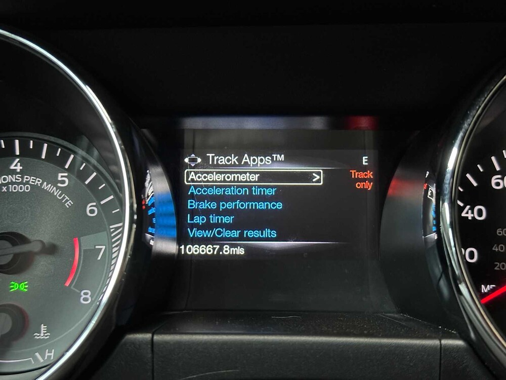 Ford Mustang 3.7L V6 V-Shaped Coupe 305pk 2016