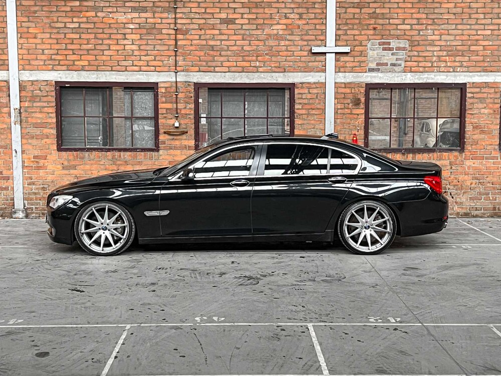 BMW ActiveHybrid7 F04 4.4 V8 465pk 2010