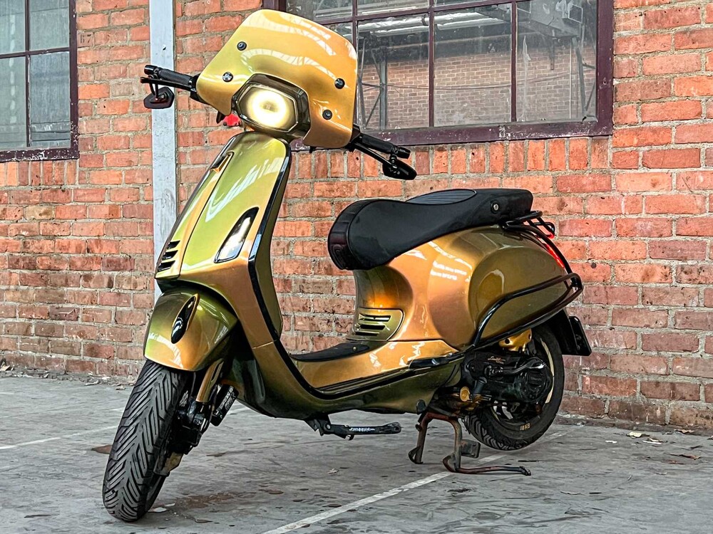 Vespa Sprint 4T (AKRAPOVIC) 49cc 2016 -CUSTOM-, DBP-40-B Bromscooter