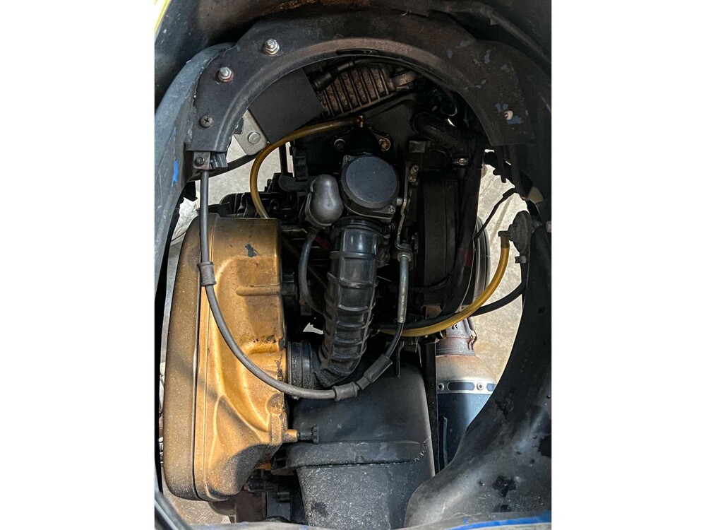 Vespa Sprint 4T (AKRAPOVIC) 49cc 2016 -CUSTOM-, DBP-40-B Bromscooter