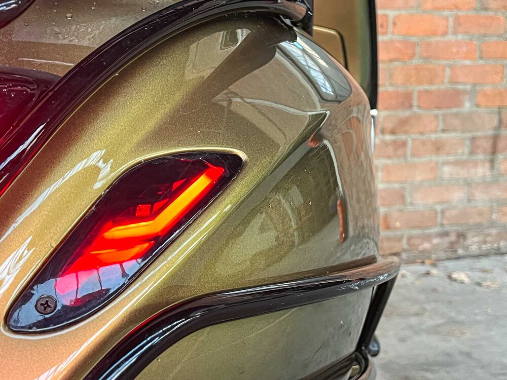 Vespa Sprint 4T (AKRAPOVIC) 49cc 2016 -CUSTOM-, DBP-40-B Bromscooter