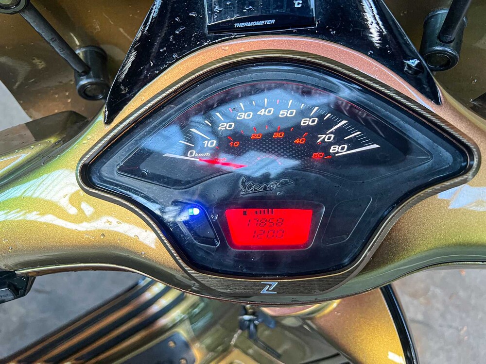 Vespa Sprint 4T (AKRAPOVIC) 49cc 2016 -CUSTOM-, DBP-40-B Bromscooter