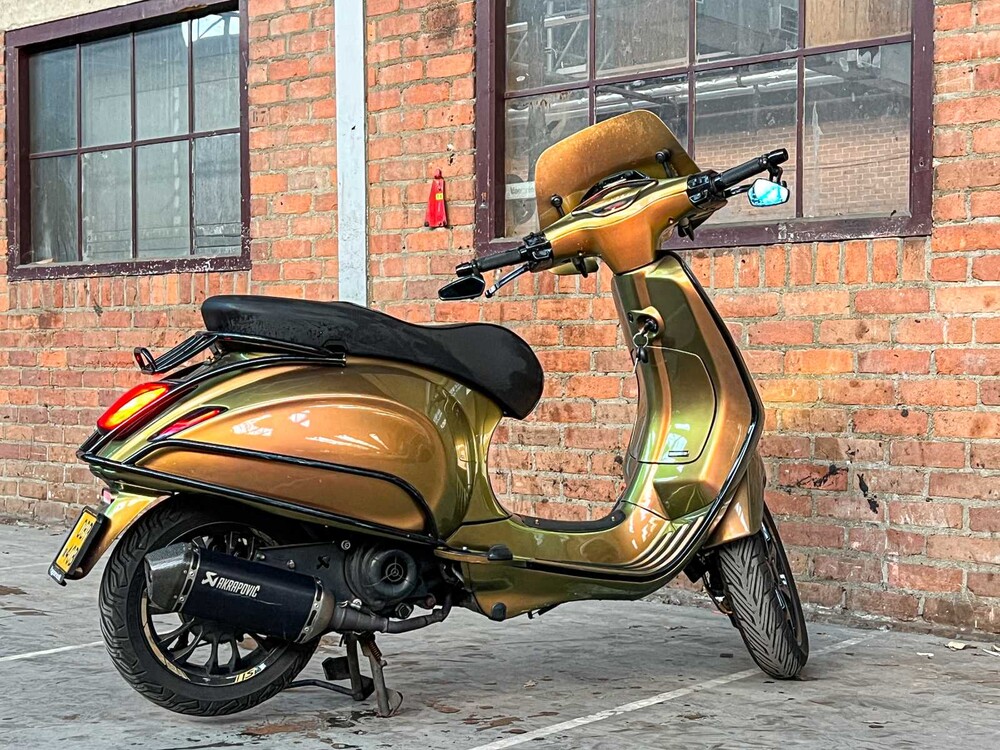 Vespa Sprint 4T (AKRAPOVIC) 49cc 2016 -CUSTOM-, DBP-40-B Bromscooter