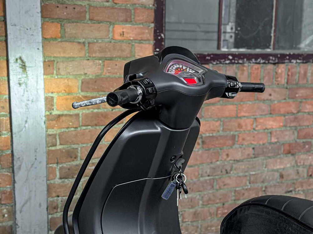 Vespa Sprint 4T 2014, F-643-VX Snorscooter Scooter