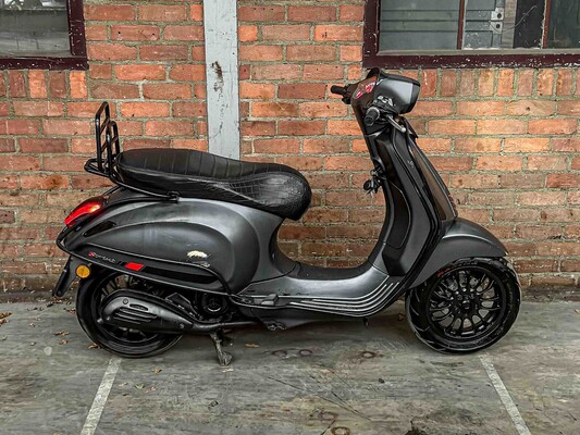 Vespa Sprint 4T 2014, F-643-VX Snorscooter Roller