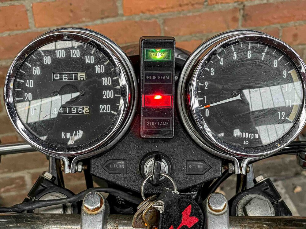 Kawasaki Z650 L3e 652cc 1977, XZ-48-71