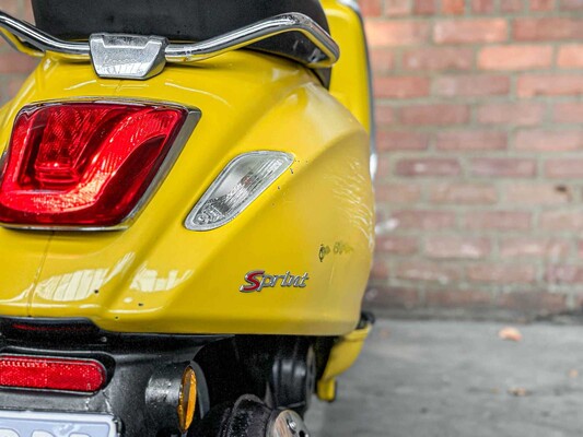 Vespa Sprint 4T 2016, DDB-29-Z Roller