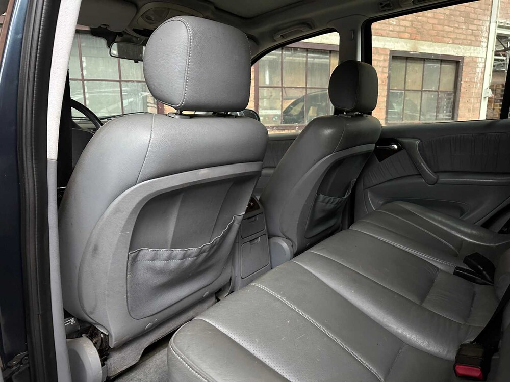 Mercedes-Benz M-Klasse 270 CDI 163PS 2001 (Original-NL), 95-HF-SV