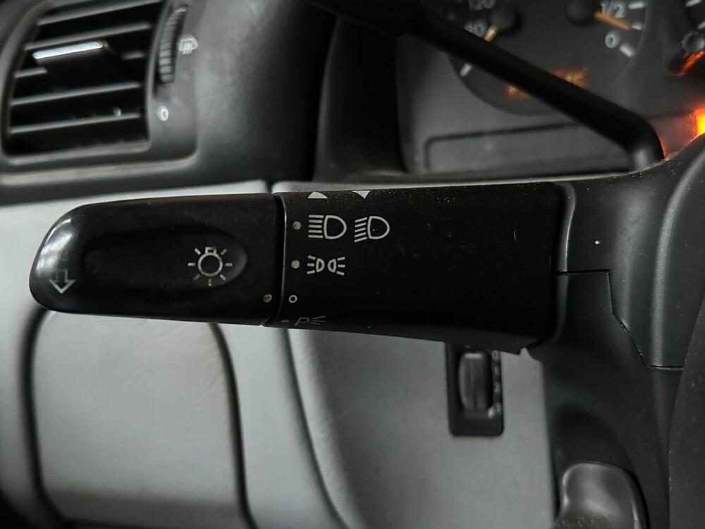 Mercedes-Benz M-Klasse 270 CDI 163PS 2001 (Original-NL), 95-HF-SV