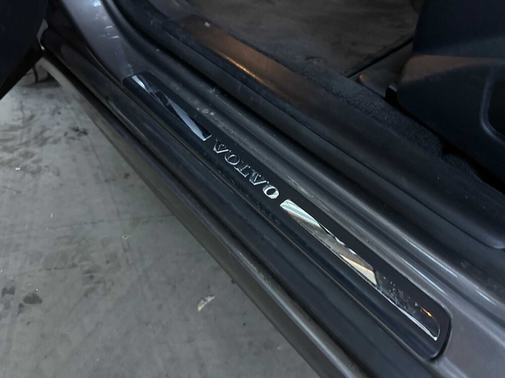 Volvo V70 1.6 T4 Lim. Ausgabe 179hp 2012, (Original-NL), 23-TSZ-4