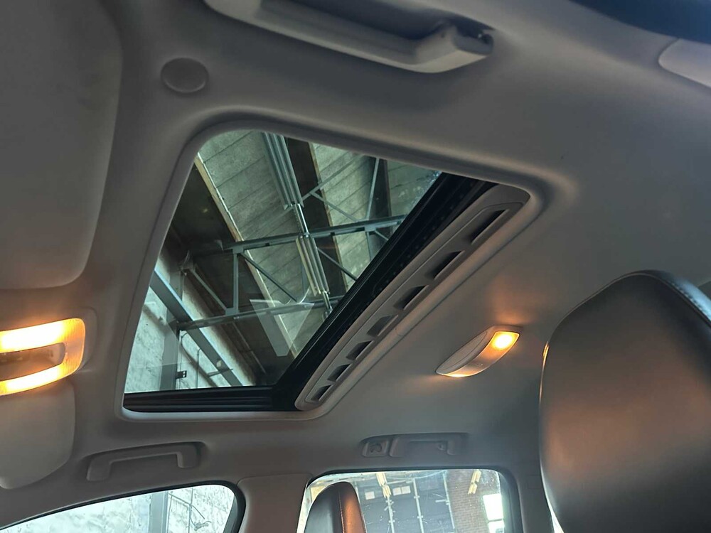 Volvo V70 1.6 T4 Lim. Ausgabe 179hp 2012, (Original-NL), 23-TSZ-4